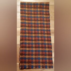 Mulberry Co. Wool scarf